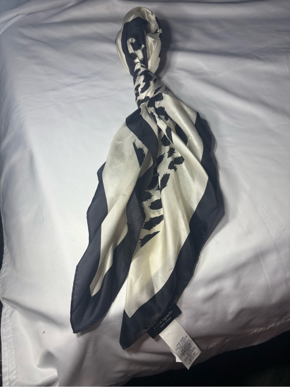 New Twilly Kate Spade Black &Cream Patterned Women's Silk Scarf 31” Animal Print